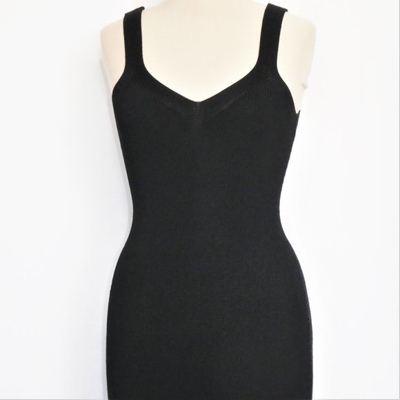 Elegant Black Mini Dress - Picture 4 of 16